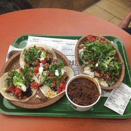 Tacamole Mexican Grill